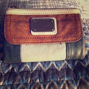 Fossil wallet